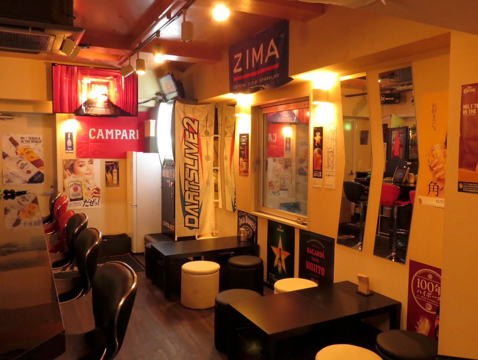 BAR CIRCLE 店内写真